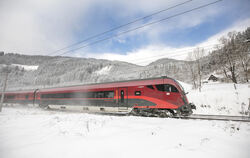 Ab in den Schnee – per Bahn direkt ab Stuttgart bis nach St. Anton.  FOTO: ÖBB HARALD EISENBERGER