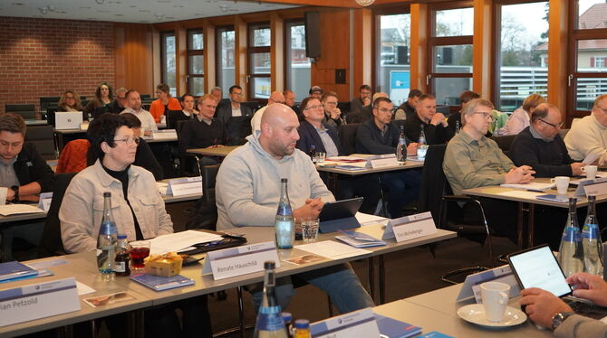 Die Vollversammlung der Handwerkskammer Reutlingen beschloss unter anderem den Wirtschaftsplan für 2026. FOTO: HWK Die Vollversammlung der Handwerkskammer Reutlingen beschloss unter anderem den Wirtschaftsplan für 2026. FOTO: HWK