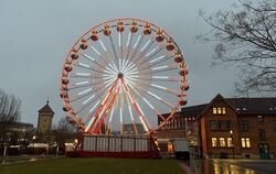 Am Donnerstag wurde der Betrieb des Riesenrads eingestellt.