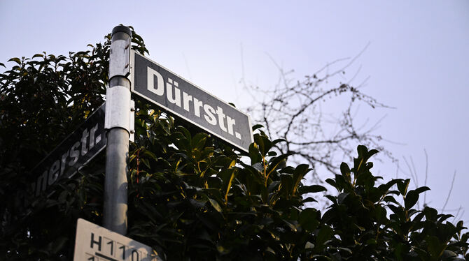 Familientragödie Reutlingen Betzingen In der Betzinger Dürrstraße tötete der mutmaßliche Täter mit einem spitzen Gegenstand seine Schwester.