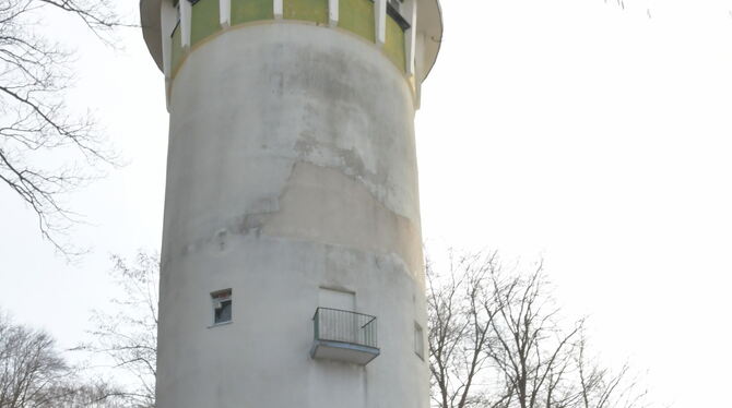 Wasserturm Sichert seit Jahrzehnten zuverlässig die Wasserversorgung von Pliezhausen: der Wasserturm über den Dächern des Orts. Inzwischen