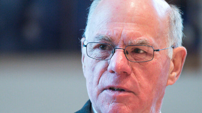 Norbert Lammert erlangte vor allem als ehemaliger Präsident des Bundestags öffentliche Bekanntheit. Aus diesem schied er vor ach Norbert Lammert erlangte vor allem als ehemaliger Präsident des Bundestags öffentliche Bekanntheit. Aus diesem schied er vor ach