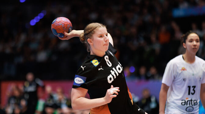 Nina Engel (Bild) ist wie Nieke Kühne sieben Mal gegen die Südamerikanerinnen erfolgreich. FOTO: SCHMIDT/EIBNER Nina Engel (Bild) ist wie Nieke Kühne sieben Mal gegen die Südamerikanerinnen erfolgreich. FOTO: SCHMIDT/EIBNER