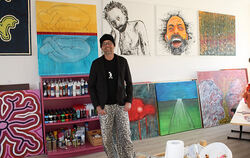 Am Sonntag zeigt Michael Broszius seine Werke, darunter auch Selbstporträts.