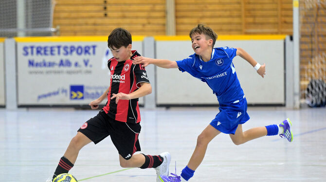 2025, Hallenfussball, Hallenturnier, Int. U12-Turnier, Nachfolger - Betzi-Cup, RT U12 Cup, U12 Junioren, wfv Die Nachwuchs-Kicker von Eintracht Frankfurt sind der Konkurrenz einen Schritt voraus.