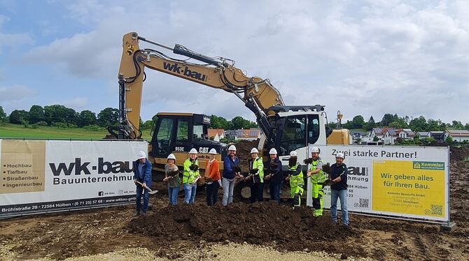 Spatenstich Gächingen Im Juni begannen die Erschließungsarbeiten für das Baugebiet »Hinter der Kirche Mitte«. Die Arbeiten setzen sich fort und gehöre