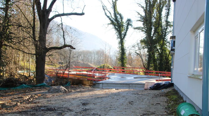 Der Baubeginn für die beiden neuen Gebäude in der Ermsschleife soll erst im Juni sein, doch erste Vorbereitungen haben bereits b