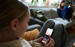 Scrollen Kinder sich um den Verstand?