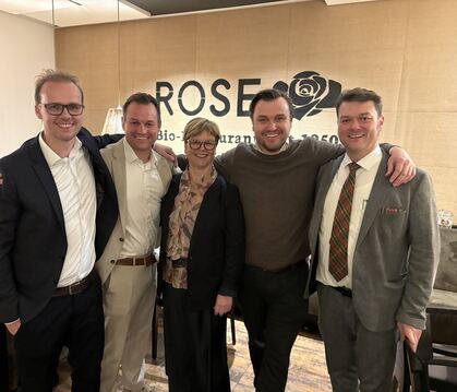 Die Erfolgsgeschichte der Tress-Brüder reicht 75 Jahre zurück: Christian (von links), Simon, Inge, Dominik und Daniel Tress.