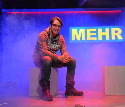 Christoph Biermeier hat Michael Endes »Momo« in einer Bühnenfassung inszeniert.  FOTO: LINDENHOF