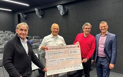 Karl-Heinz Walter, Stiftungsratsvorsitzender (von links), Dr. Hans Hammann, Vorstandsvorsitzender, Dr. Ulrich Bausch, Aufsichtsr