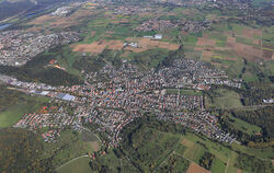Wannweil aus der Luft. Die Bäume wachsen in der Echaz-Gemeinde nicht mehr in den Himmel.