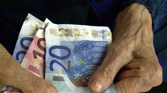 Das Rentenpaket sieht mehr Geld vor für Rentner, Mütter und Senioren im Job.