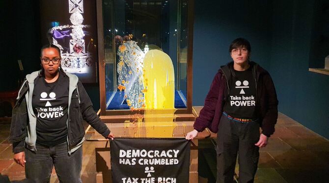 Essensanschlag auf die Kronjuwelen: Londoner Tower dicht