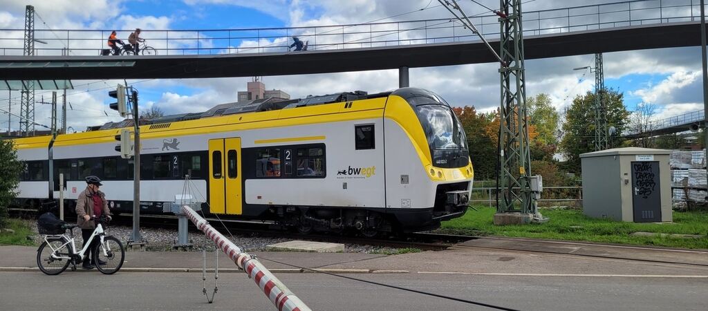Auf der Ammertalbahn läuft es derzeit gut - trotzdem müssen nun einige Verbindungen gestrichen werden. 