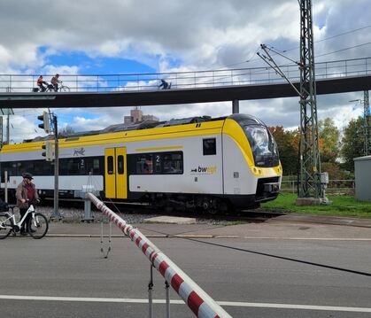 Auf der Ammertalbahn läuft es derzeit gut - trotzdem müssen nun einige Verbindungen gestrichen werden.