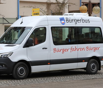 Der älteste Bürgerbus im Landkreis dreht in Pfullingen seine Runden - nach einem festen Linienfahrplan.