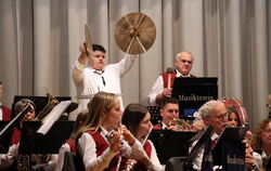 Der Musikverein Eningen zeigt seine musikalische Klasse beim Jahresabschlusskonzert.