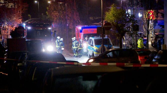 Mutter und zwei Kinder nach Messangriff auf Intensivstation Mutter und zwei Kinder nach Messangriff auf Intensivstation