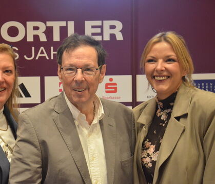 Das Organisationsteam hinter der renommierten Gala: Beate, Klaus und Deborah Dobbratz (von links).  FOTO: WALKER
