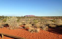 4_outback_uluru