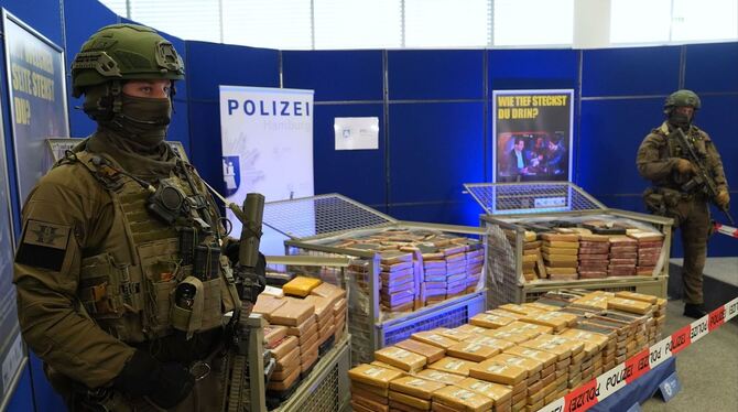 Mehr als zwei Tonnen Kokain sichergestellt Mehr als zwei Tonnen Kokain sichergestellt