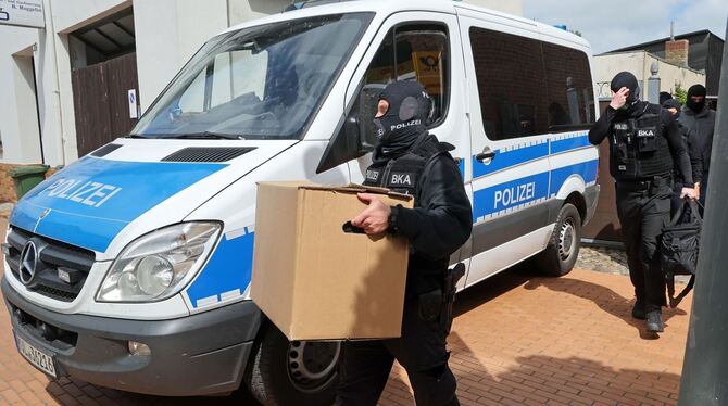 Rechte Terrorzelle? Junge Verdächtige angeklagt Rechte Terrorzelle? Junge Verdächtige angeklagt