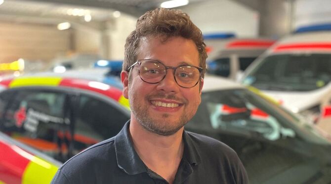 Robert Wunderlich Im Landkreis Tübingen ist Dr. Robert Wunderlich auch als Leitender Notarzt (LNA) aktiv und koordiniert bei Großschadenslagen die