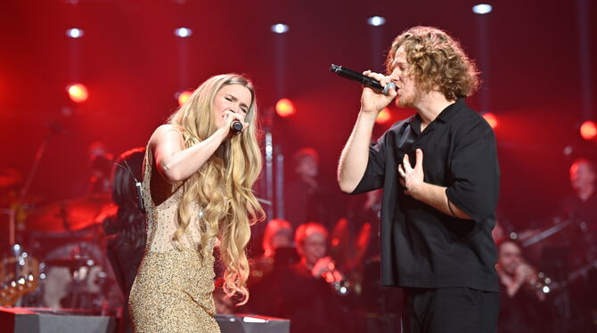 joss stone michael schulte night of the proms schleyerhalle konzert pop klassik foto jürgen meyer Einer der Schlüsselmomente des Abends: Joss Stone trifft im Duett auf Michael Schulte.