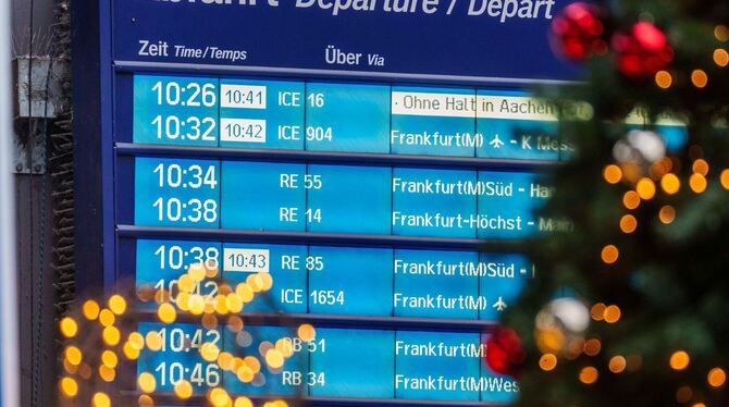 Weihnachtsreiseverkehr bei der Deutschen Bahn