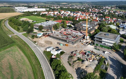 Finanziell könnte es beim Schulbau auf dem Höhnisch momentan wohl kaum besser laufen.