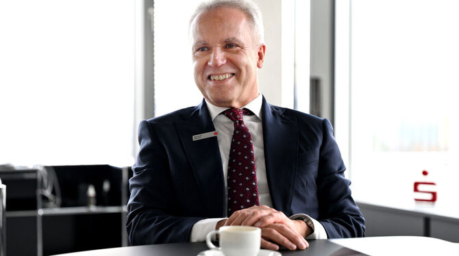 Michael Bläsius will künftig seine Französisch-Kenntnisse aktivieren und Akkordeon spielen.