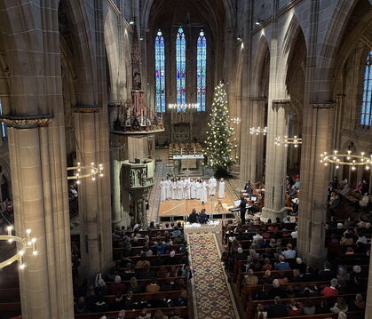 Volle Bänke bei einem der letzten Weihnachtsgottesdienste in der  Reutlinger Marienkirche.  FOTO: MEYER