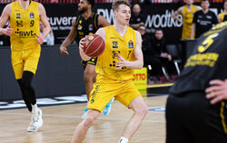 Der österreichische Defensivspezialist Timo Lanmüller kehrt mit den Artland Dragons an seine ehemalige Wirkungsstätte zurück. FO