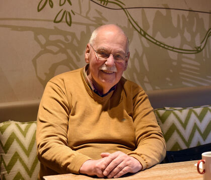 Professor Dr. Gotthilf Hiller hat kürzlich das Bundesverdienstkreuz erhalten. Mit seinem »Führerscheinprojekt« gibt er jungen Me