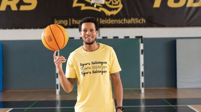 Die zweite Tübinger Nachverpflichtung Larry Thomas wir beim Spiel in Bremerhaven noch fehlen.