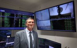 Hakan Kayal, Professor für Raumfahrttechnik