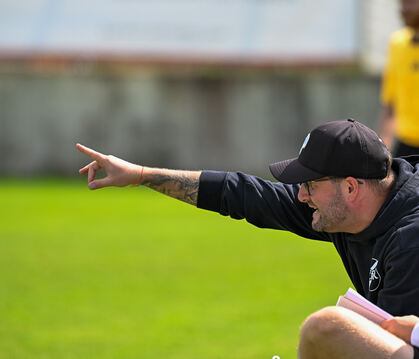 Thomas Herbst (hier noch beim 1. CfR Pforzheim) wird künftig die Geschicke an der Kreuzeiche leiten.