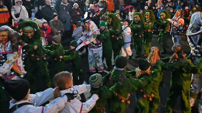 Krautscheißer Das Häsabstauben nach der langen Pause ist in Unterhausen jedesmal der Gipfel der Fröhlichkeit