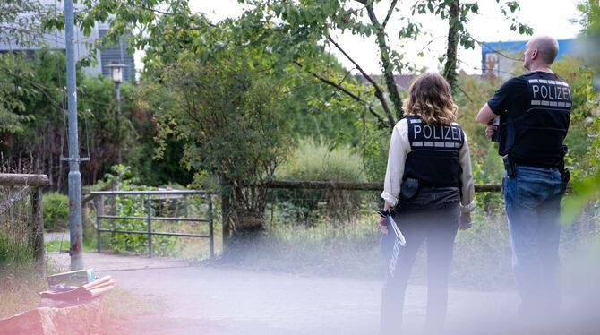 Leiche in Koffer am Stadtrand von Filderstadt gefunden