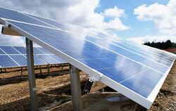 PV-Anlage in Engstingen: Ein Experte warnte auf der Delegiertentagung des Kreisbauernverbands vor der unkontrollierten Ausweitun