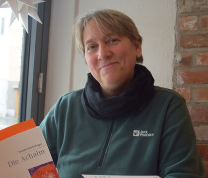 17 Gedichtbände hat Yasmin Mai-Schoger schon geschrieben und veröffentlicht. Allein der Achalm hat sie fast hundert Gedichte gew