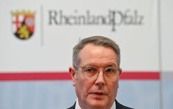 Ministerpräsident Alexander Schweitzer (SPD)