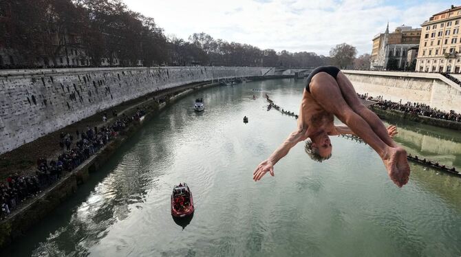 Neujahrstauchgang in Rom Neujahrstauchgang in Rom