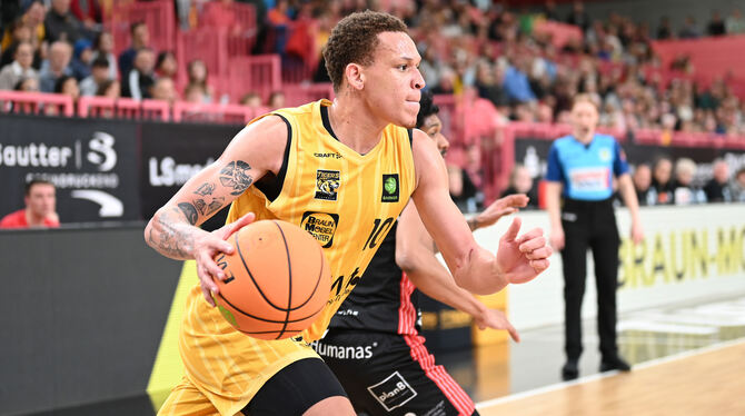 Der Tübinger Isaiah Sanders, der zuletzt mit Knieproblemen ausfiel, könnte in den nächsten Tagen wieder ins Mannschaftstraining