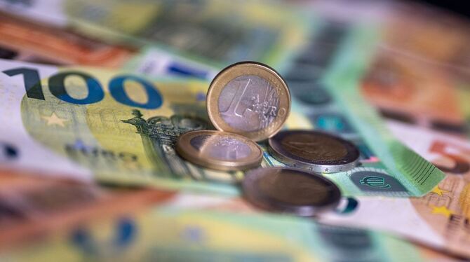 Bargeld - Mittlerer Bruttoverdienst