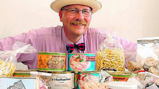 Mehr als Lebensmittel: Rüdiger Behrens verkauft mit seinen schwäbischen Produkten auch kulinarische Erinnerungen.
FOTO: TRINKHAUS
