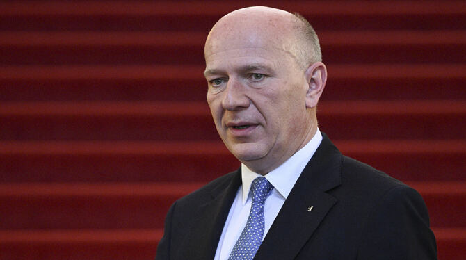 Der Regierende Bürgermeister von Berlin, Kai Wegner (CDU), wird angefeindet, weil er während des Blackouts eine Stunde Tennis mi