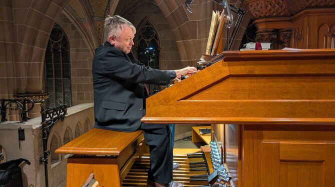 Kantor Torsten Wille spielte bedeutende Werke von Widor und Duruflé.