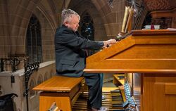 Kantor Torsten Wille spielte bedeutende Werke von Widor und Duruflé.